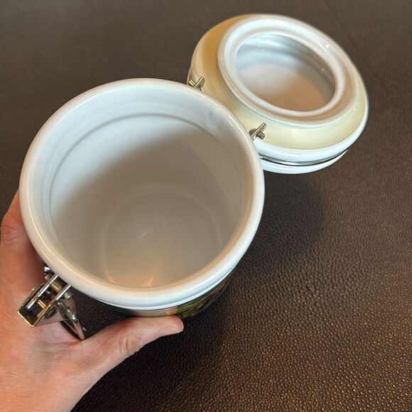 The Masterpiece Collection Ceramic Airtight Canister with Art Print - Gr… - Picture 10 of 13